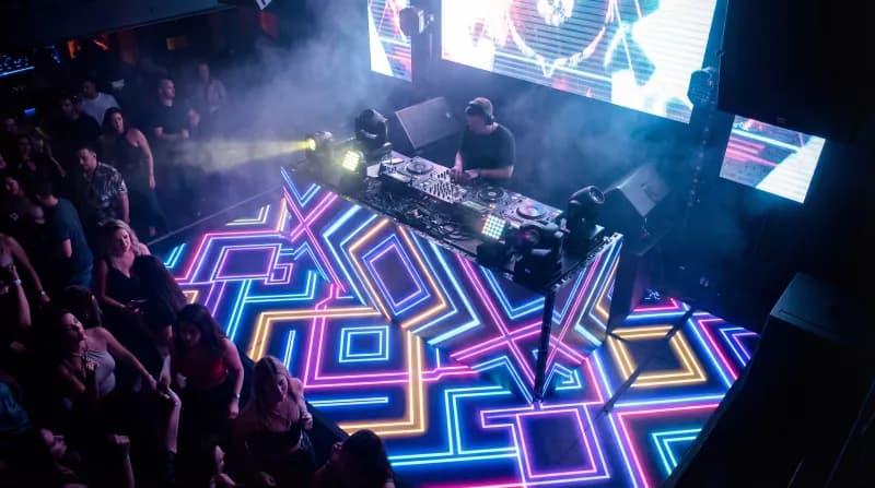 DJ NEON FLOOR WRAP